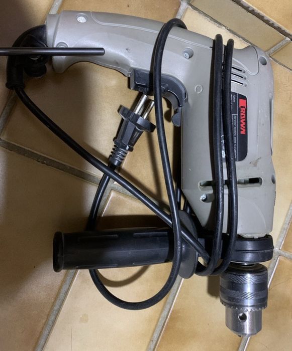 Электрическая дрель шуруповерт Crown CT2344