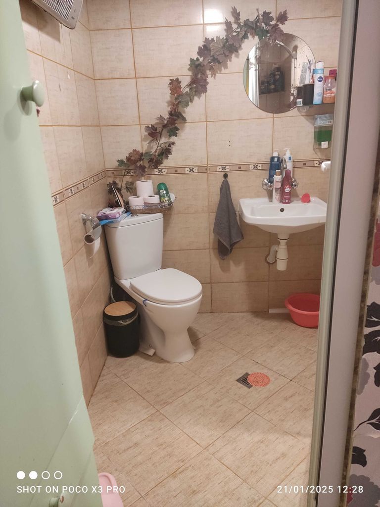 Продава се Етаж от къща в с. Гара Елин Пелин, Област София-област - 80 кв.м за 2000 €/кв.м - Снимка #15