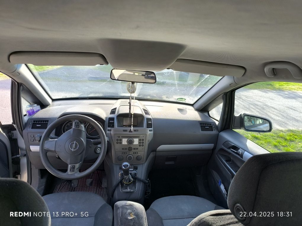 Opel Zafira 1.9 101 CP