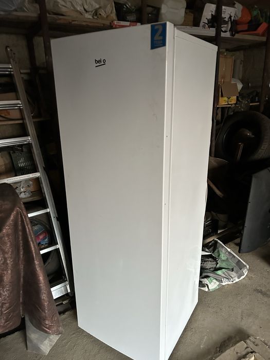 Морозильник вертикальный