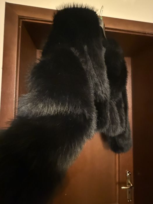 Палто от еко косъм -60лв