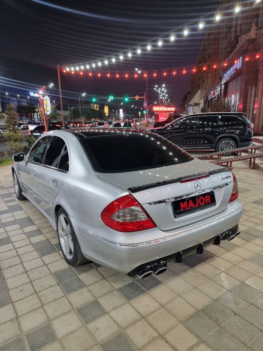 Mercedes Benz W211 V8 Elegance