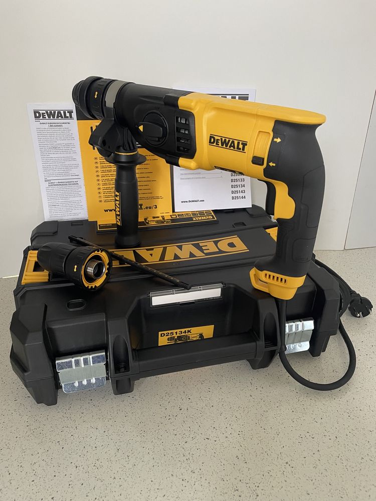 DeWALT D25134K-QS Rotopercutor Electric  800W, SDS Plus Original Nou !