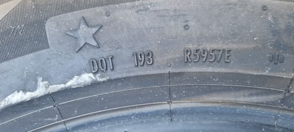 4 Cauciucuri  vara 225/60 R18 Pirelli