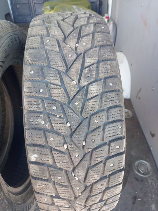 Шины зимние 225/60R17