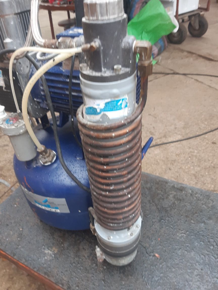 Compresor de aer stomatologic silentios