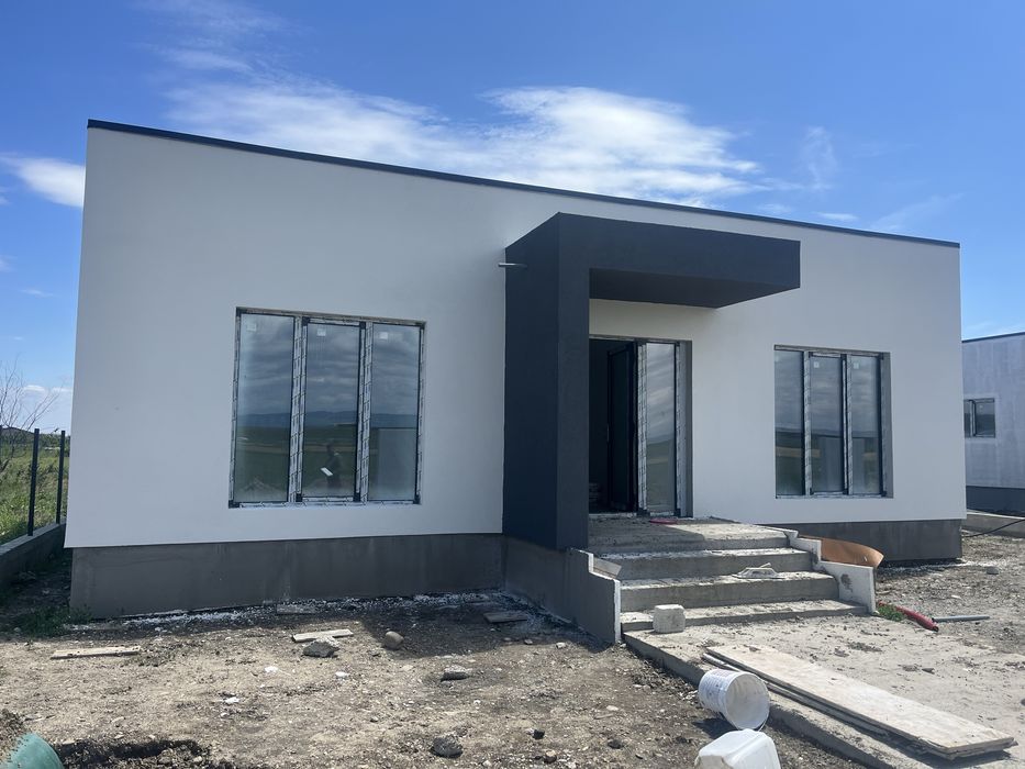 Casa Crang Petresti Oferta pana la sfarsitul lunii 100000 €