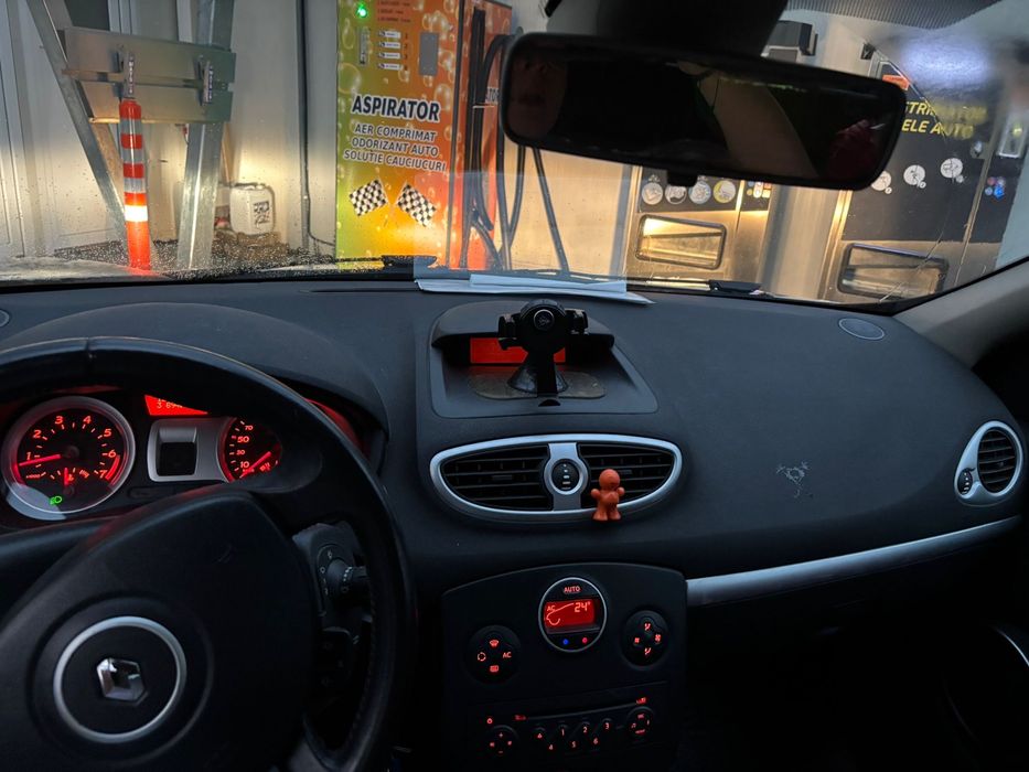 Vând Renault Clio 3