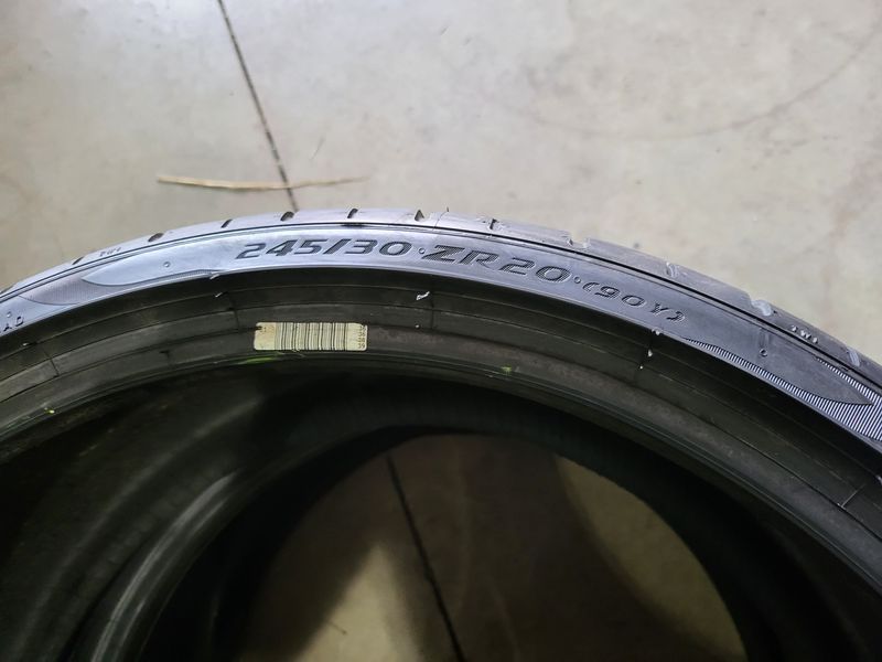 245/30/20 PIRELLI Pzero Pz4  4бр