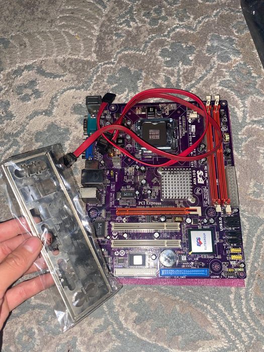 Материнская плата