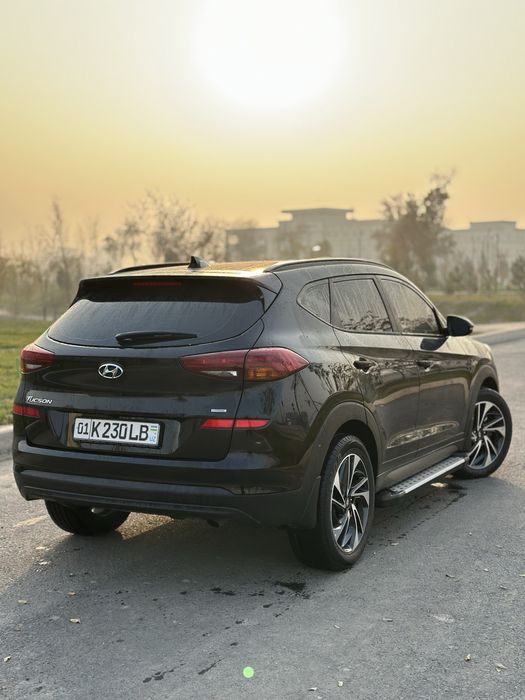 Hyundai Tucson 2020 Qora 2.0 Full