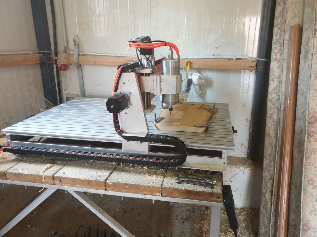 Cnc - router lemn și aluminiu