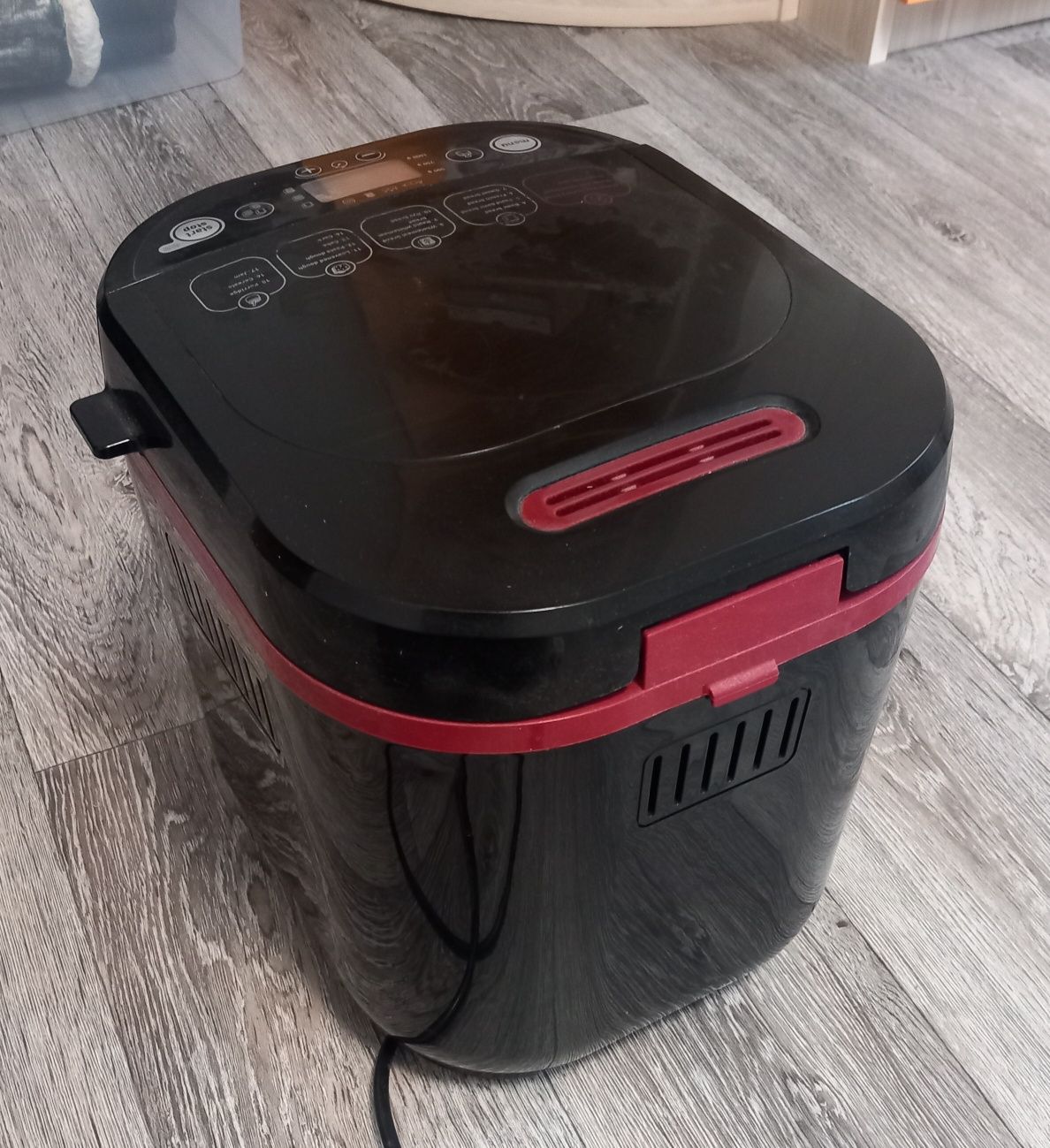 Хлебопекарна Tefal