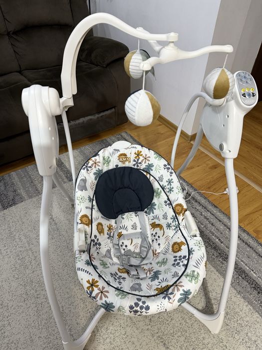 Balansoar Graco Lovin’Hug,6 viteze,4 pozitii de inclunare