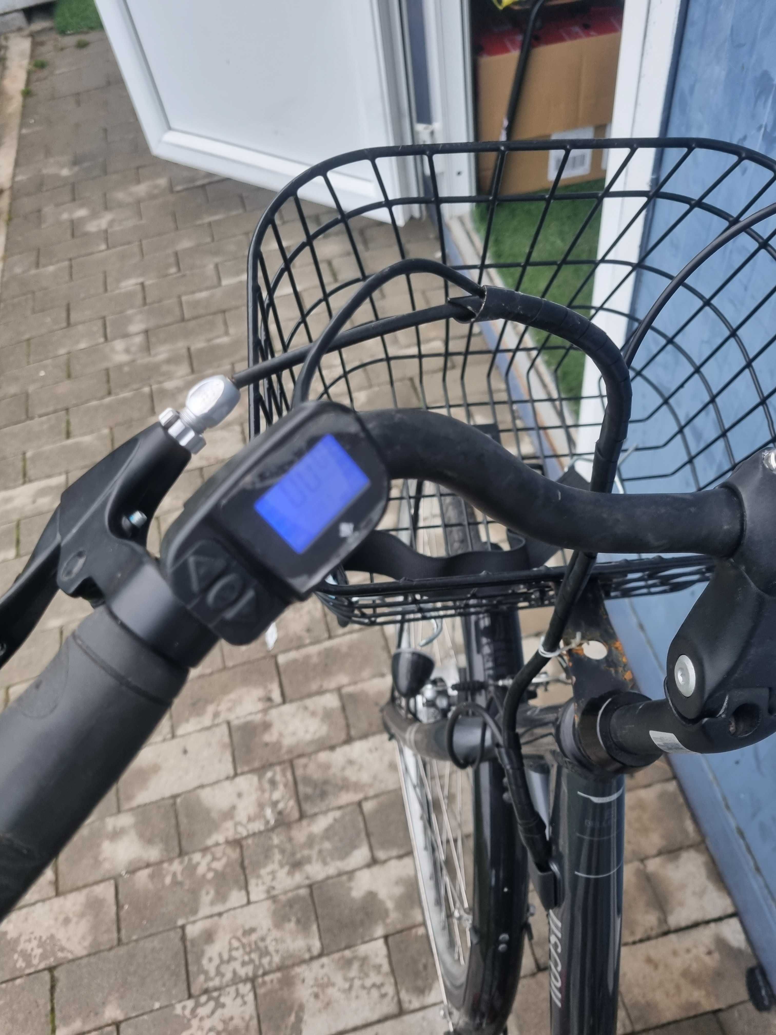 Bicicleta Sco dama electrica 2023 aproape noua Scott Canyon Trek
