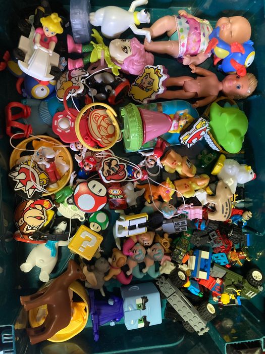 Figurine - jucării barbie/ Disney/super  Mario