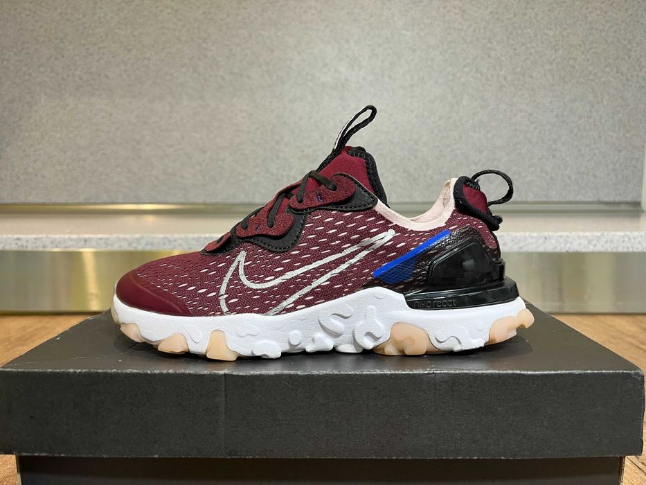 ОРИГИНАЛНИ *** Nike React Vision /Dark Beetroot/Metallic Silver
