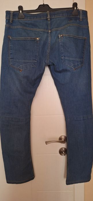 Мъжки дънки,номер 34,талия 47см.