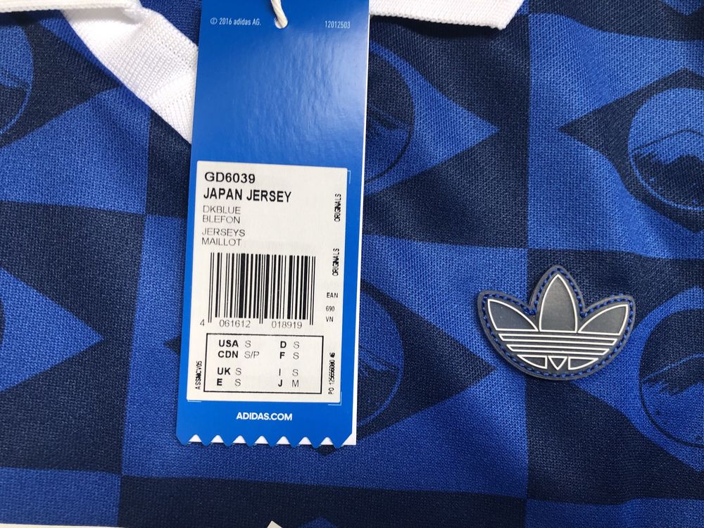 НОВА Adidas Bunga Men Japan Jersey ОРИГИНАЛНА мъжка тенисака - р.М