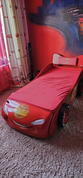 Patuț copi,masina,cu saltea