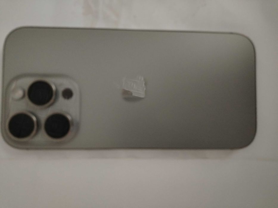 Айфон 16 про заключен