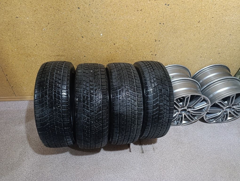Продам Зимние шины