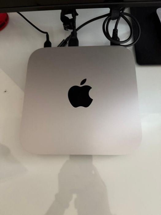 Apple Mac mini M1- 8 GB Ram / 256 SSD