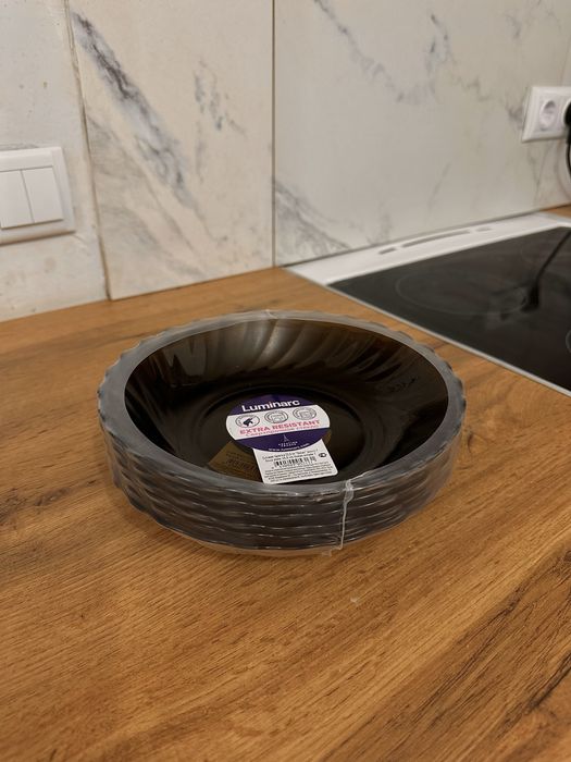 Продам НОВЫЙ набор суповых тарелок Luminarc 6 штук на первое и второе!