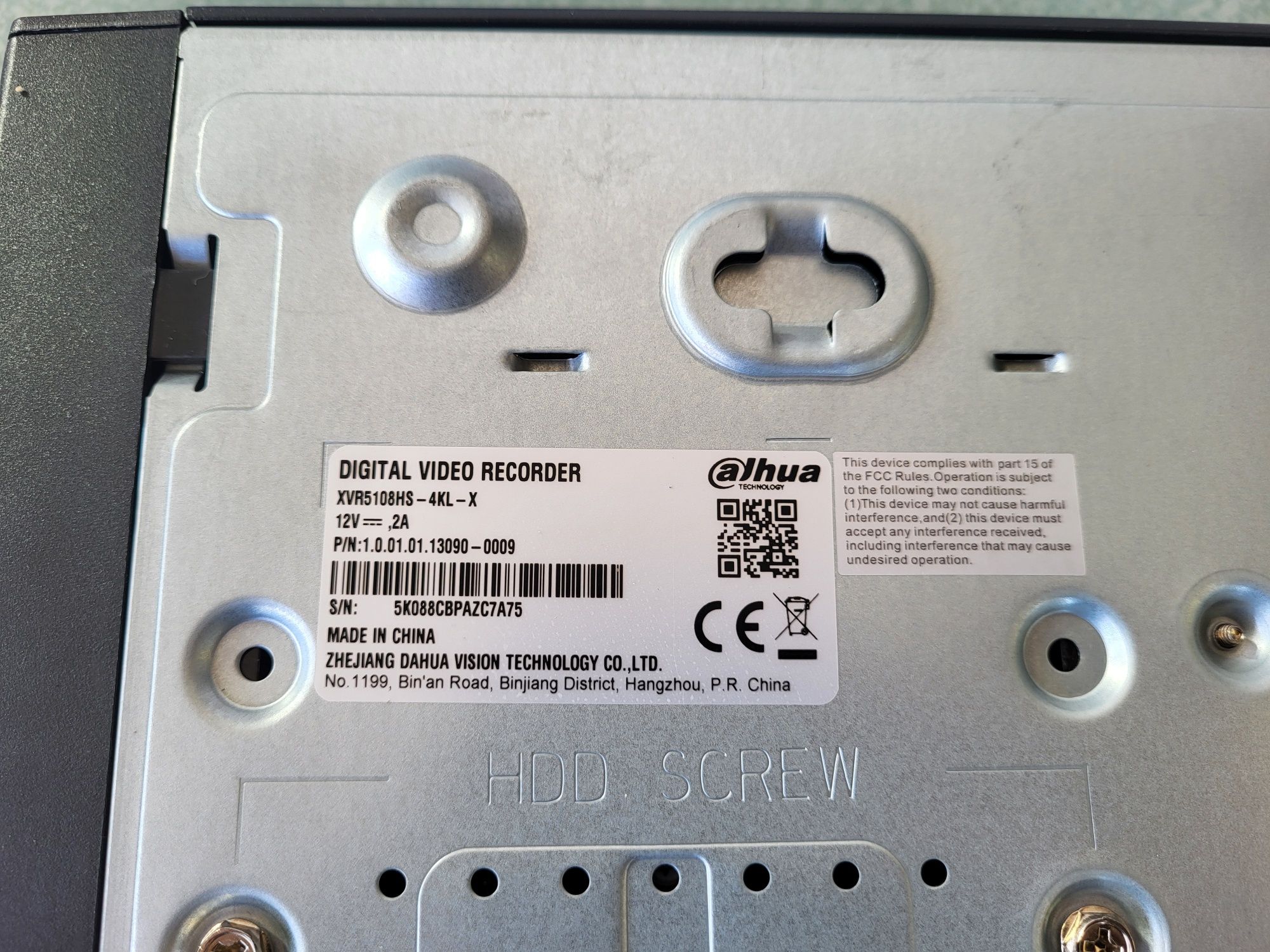 Продавам 2 NVR + 3 камери dahua