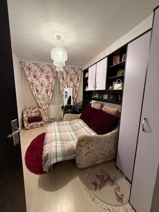 Vand apartament 3 camere, mobilat si utilat