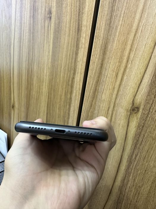 iphone 11 black 128 gb 76 % korobka bor