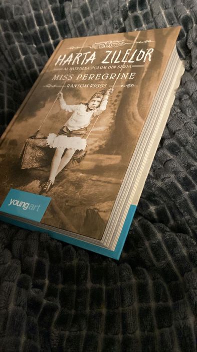 Miss Peregrine, Harta zilelor de Ransom Riggs