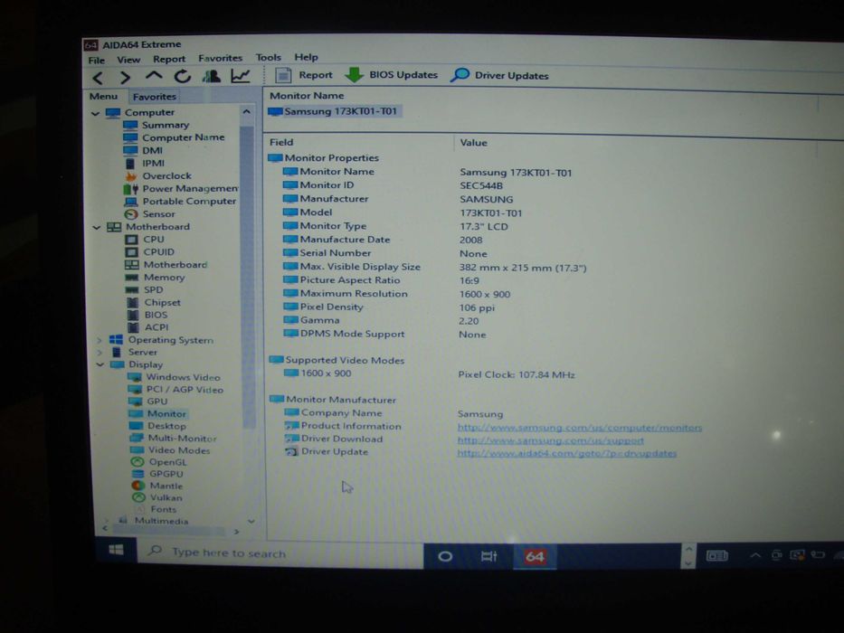 Medion Akoya P7618 Intel i5-480M, functional, incomplet