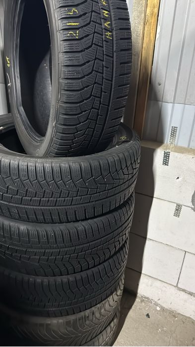 Шины зима 215/55 R18 липучки покрышки колеса резина донгелек