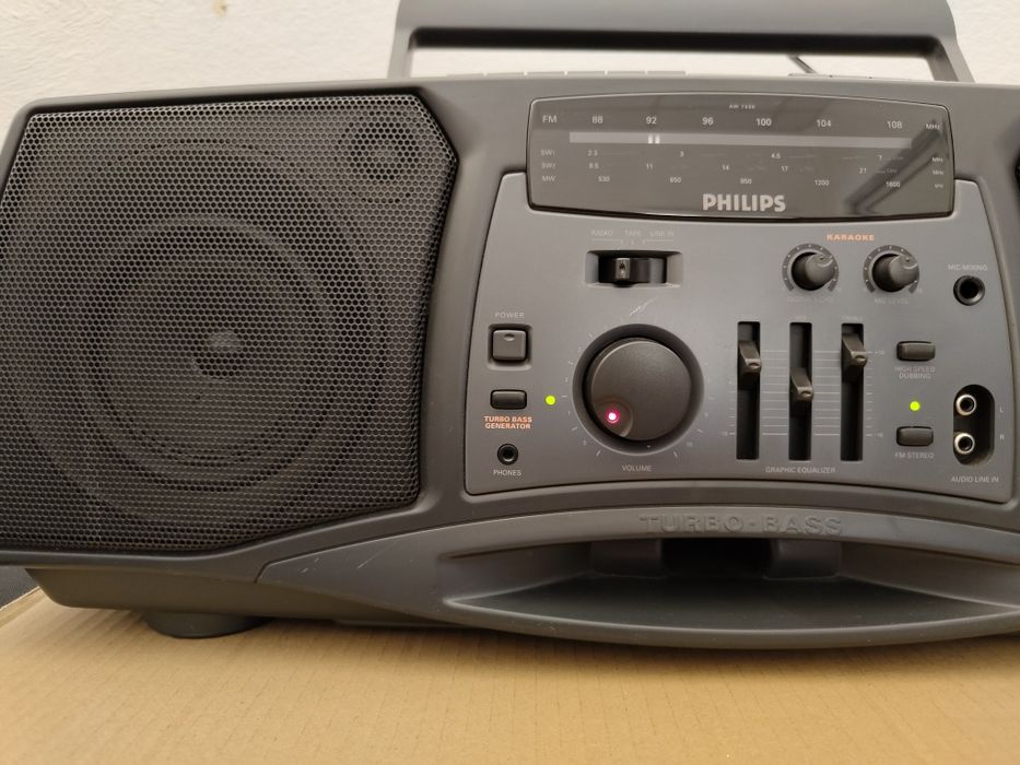 Radiocasetofon Philips Aw 7530 turbo bass Karaoke