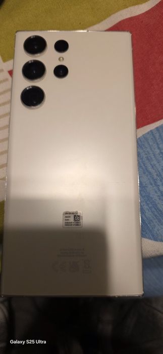 S23 ultra 256GB/8RAM