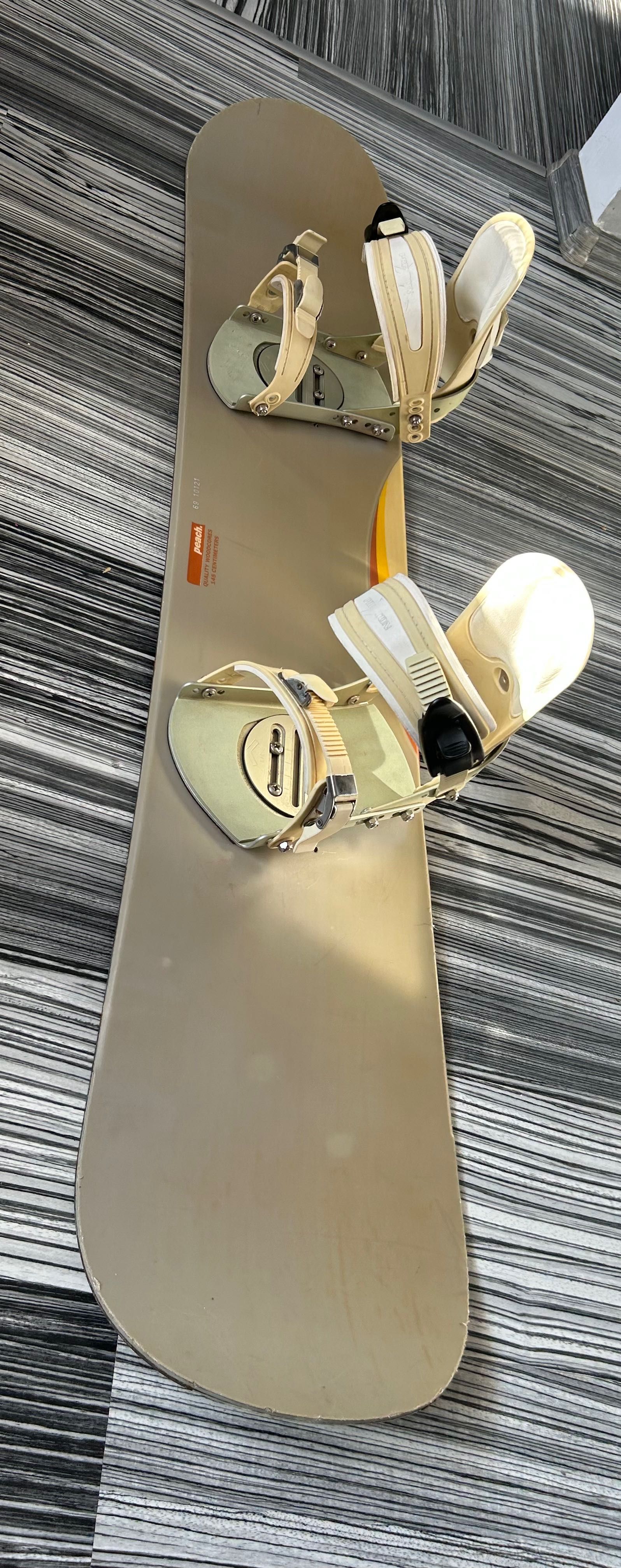 Snowboard Peach 145 cm