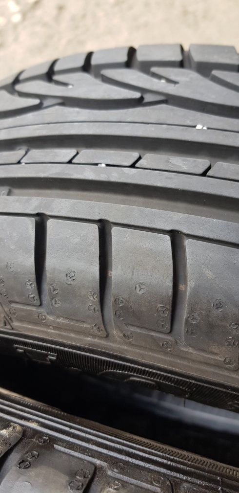 Летни гуми-14цола-175/70-1бр.-50лв."DUNLOP "-като нови