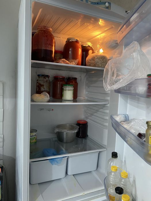 Продаю холодильник