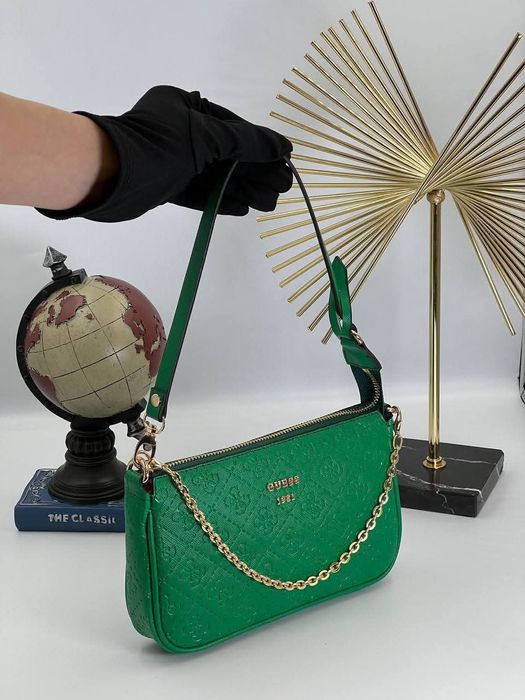 Стилна дамска чанта