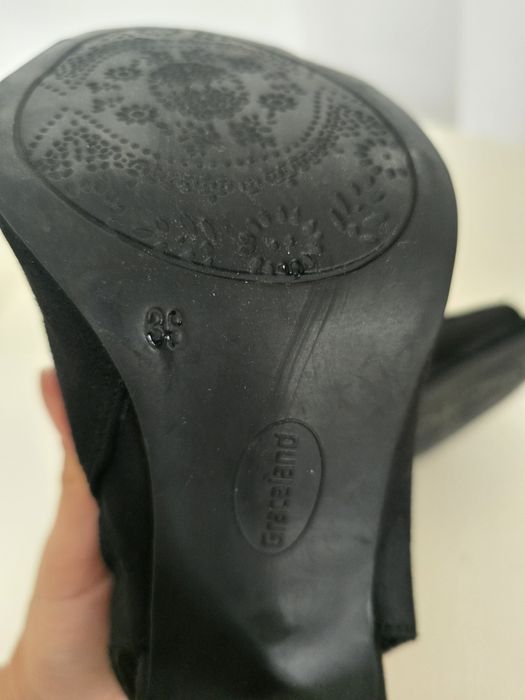 Дамски обувки с ток