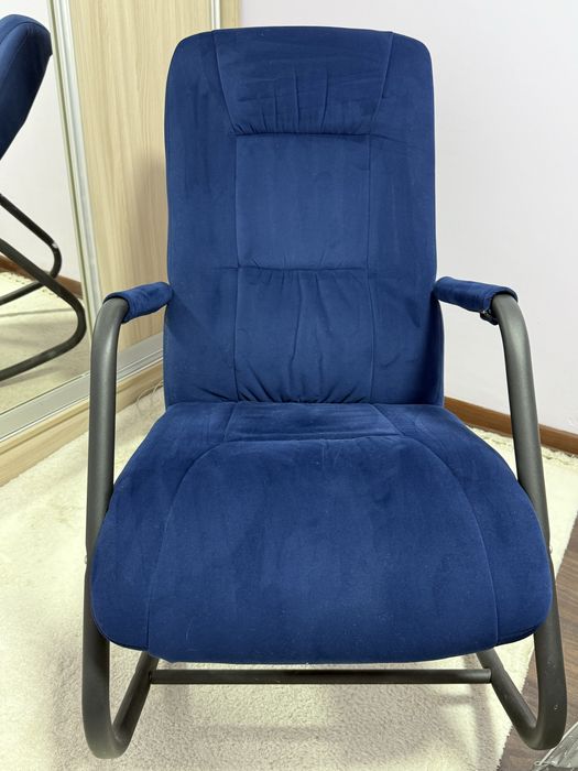 Кресло качалка новая