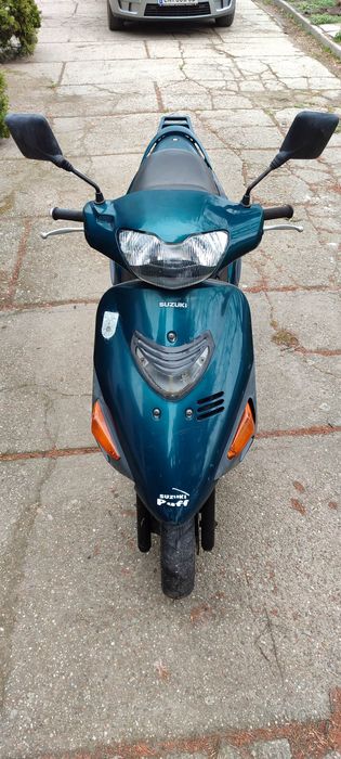 Scooter Suzuki 125 cm3 cu pornire la Buton