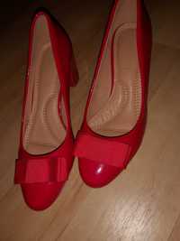 Pantofi roșii mărimea 36