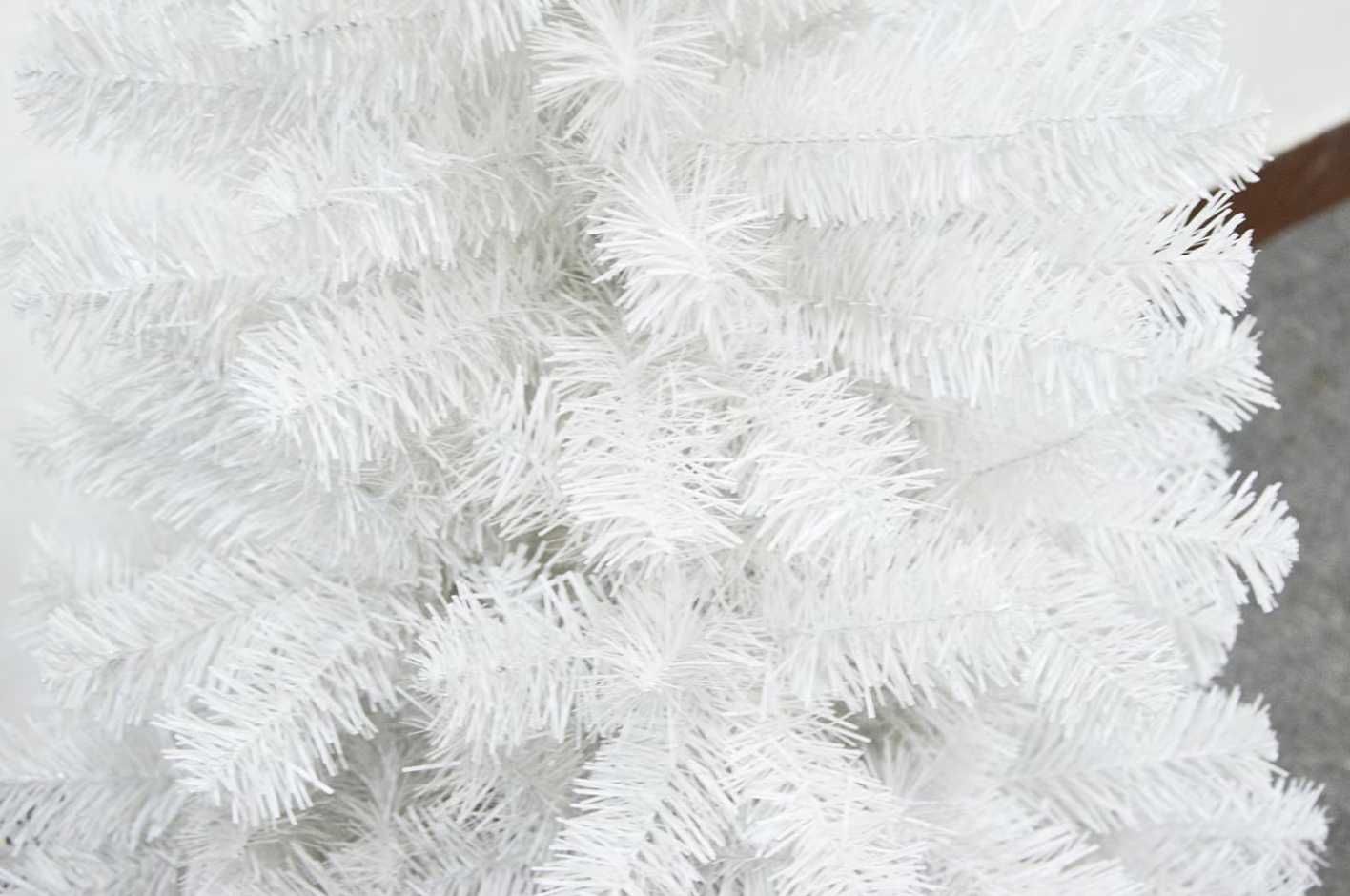 Коледна Снежно бяла елха с шишарки + метална стойка  ТОП ПРЕДЛОЖЕНИЕ