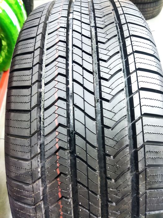 Mustang premium 235/55/19