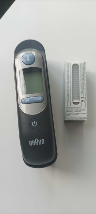 Термометър Braun ThermoScan 7 с Age Precision