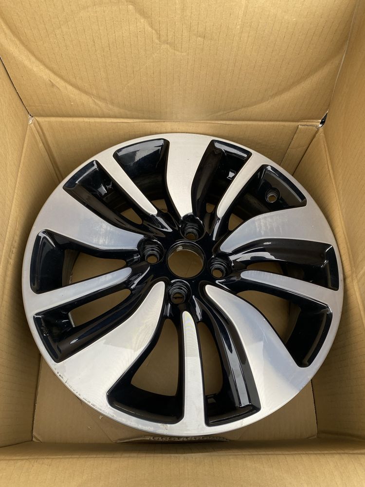 Doua jante Suzuki Swift 16 x 6j Diamond cut alloy wheel 4321052RG1QC8