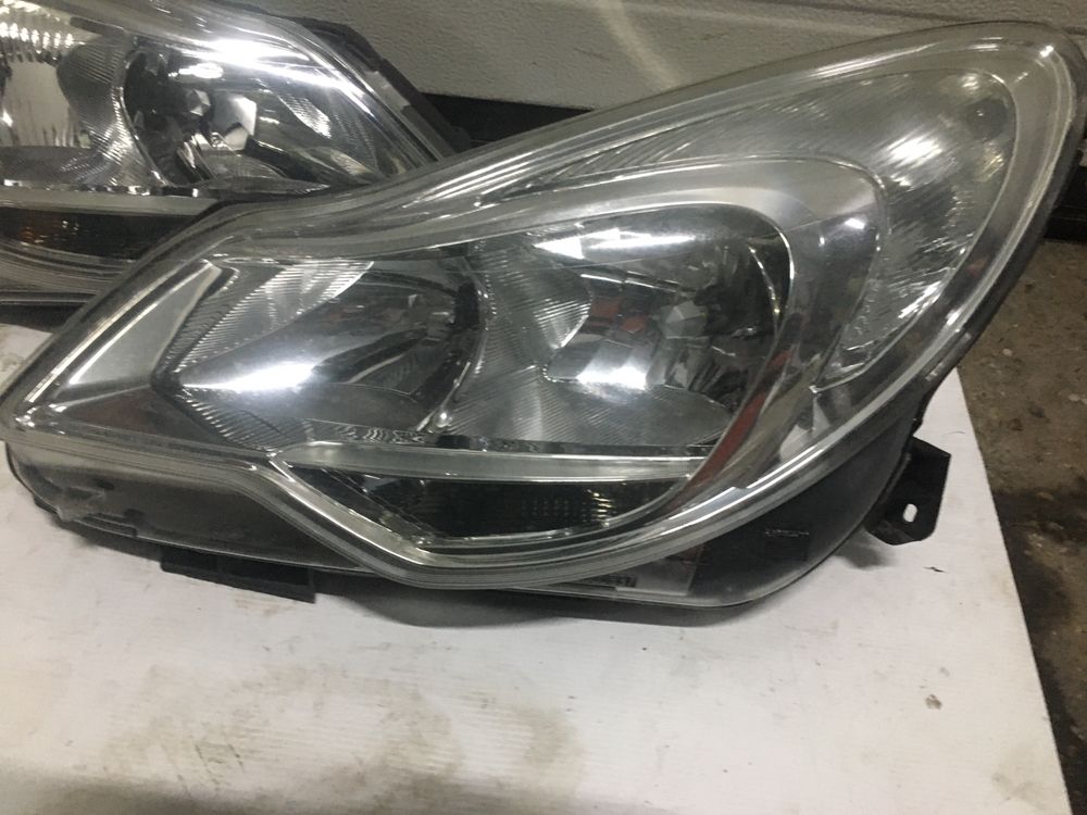 Faruri St/Dr Opel Corsa D Facelift. 2011-2014. Volan Stinga.