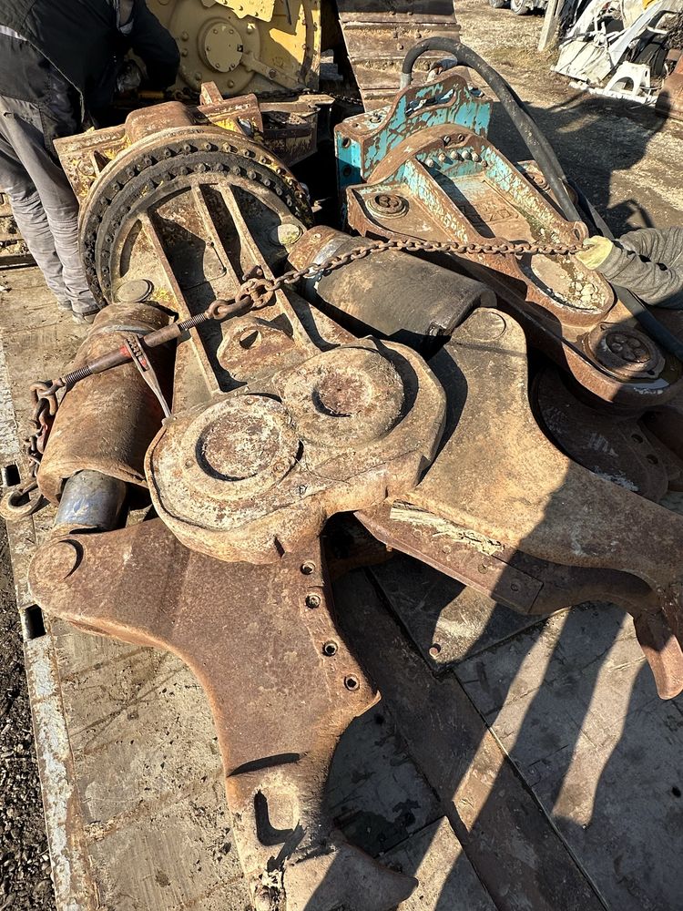Foarfeca demolari excavator